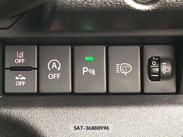 Suzuki JIMNY 2026-04 7220302-4