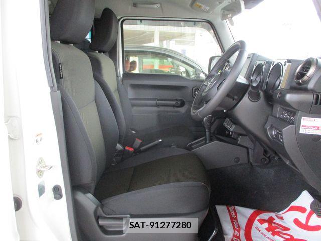 Suzuki JIMNY 2025-05 7220276-13