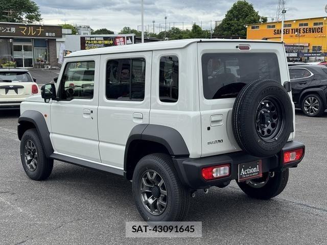 Suzuki JIMNY 2026-04 7220301-3