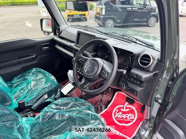 Suzuki JIMNY 2025-11 7220275-20