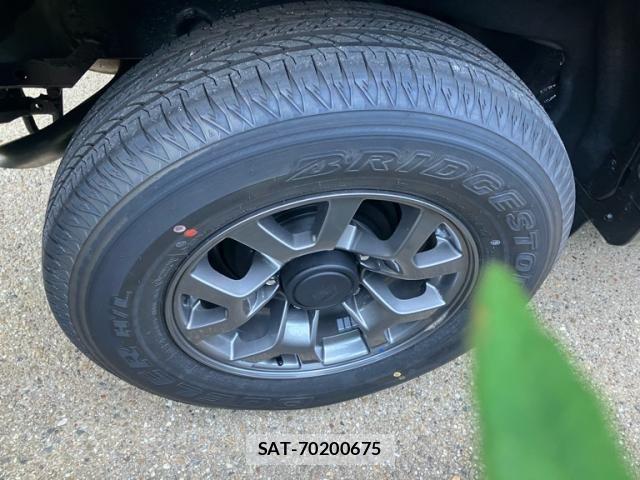 Suzuki JIMNY 2026-05 7220326-7