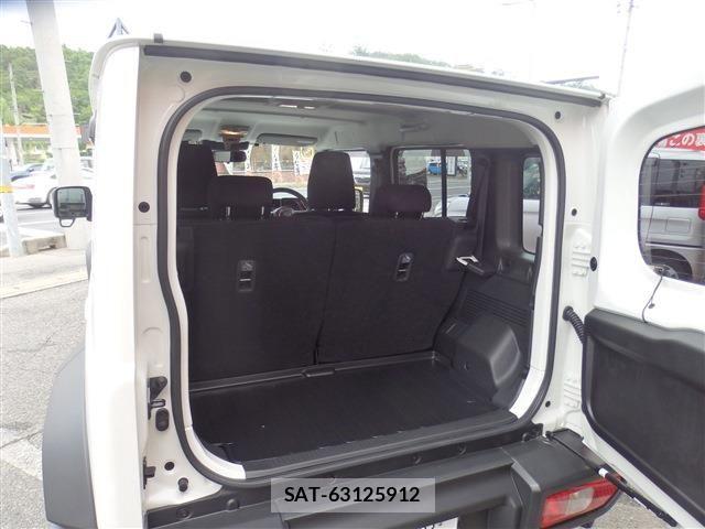 Suzuki JIMNY 2026-04 7220314-20