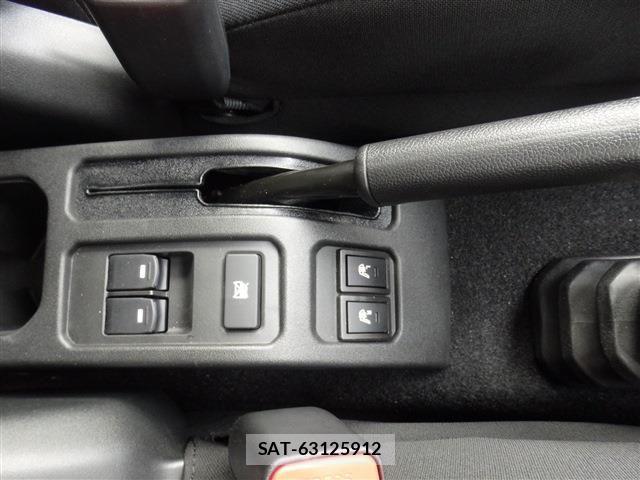 Suzuki JIMNY 2026-04 7220314-27