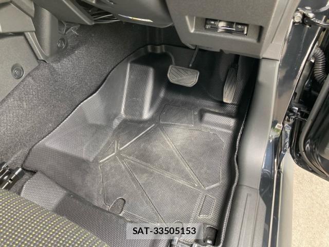 Suzuki JIMNY 2025-12 7220283-16
