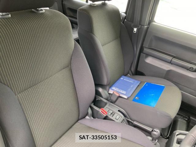 Suzuki JIMNY 2025-12 7220283-18