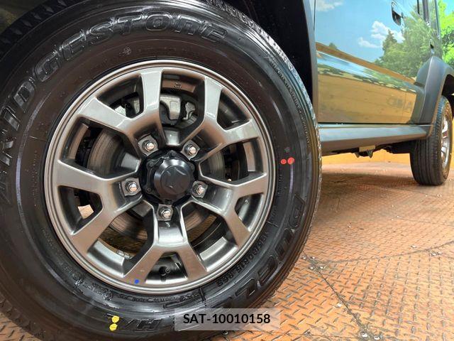 Suzuki JIMNY 2026-04 7220297-12