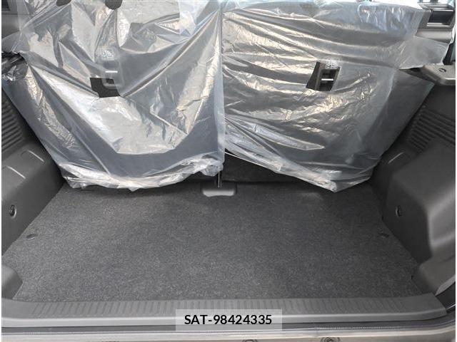 Suzuki JIMNY 2025-04 7220267-16