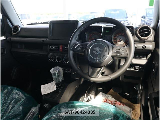 Suzuki JIMNY 2025-04 7220267-1
