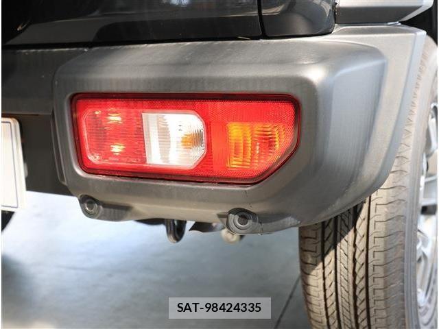 Suzuki JIMNY 2025-04 7220267-24