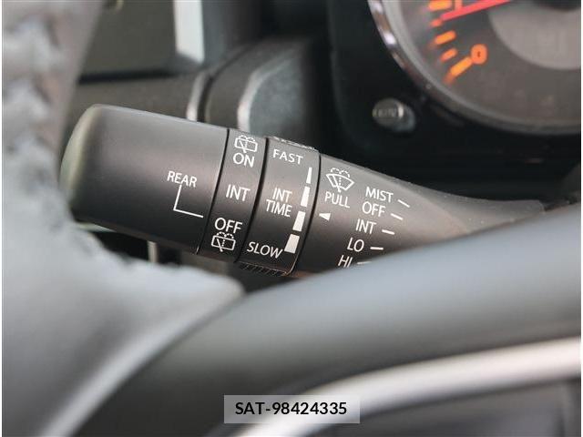 Suzuki JIMNY 2025-04 7220267-28