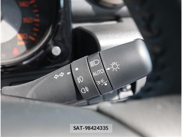 Suzuki JIMNY 2025-04 7220267-29
