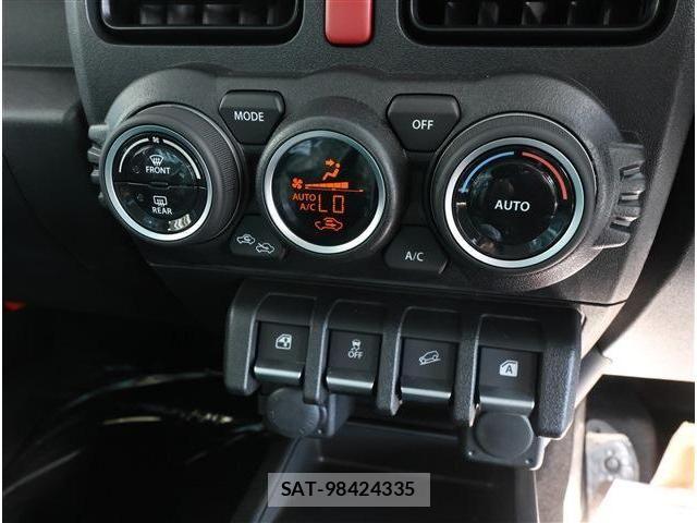 Suzuki JIMNY 2025-04 7220267-8