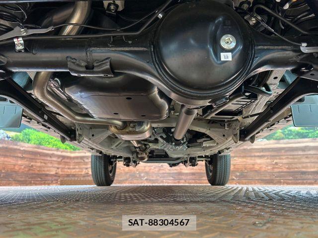 Suzuki JIMNY 2026-02 7220289-18