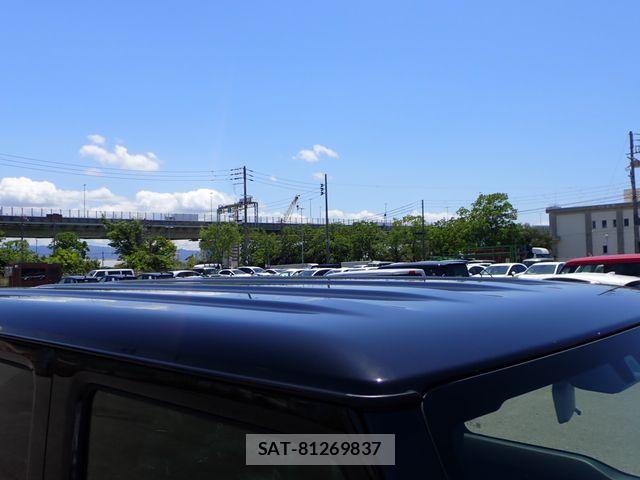 Suzuki JIMNY 2026-05 7220324-10