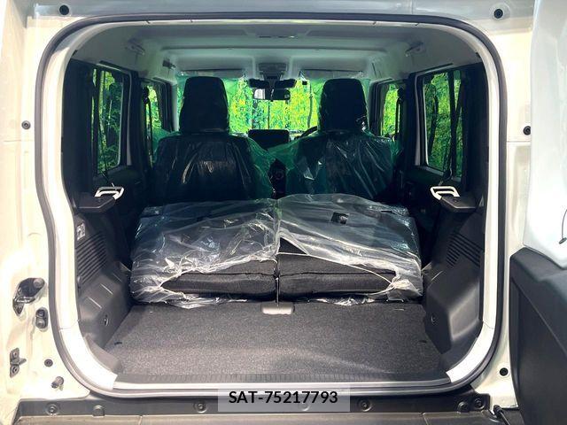 Suzuki JIMNY 2026-03 7220296-9