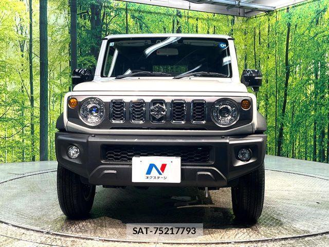 Suzuki JIMNY 2026-03 7220296-13