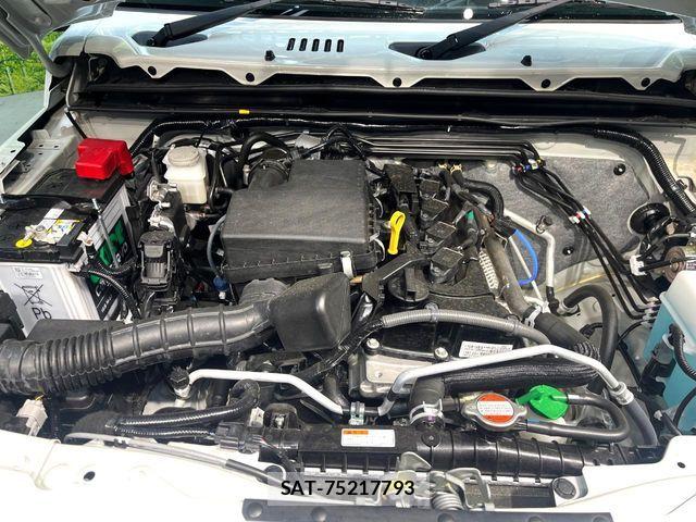 Suzuki JIMNY 2026-03 7220296-17