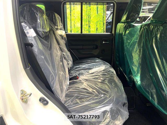Suzuki JIMNY 2026-03 7220296-8