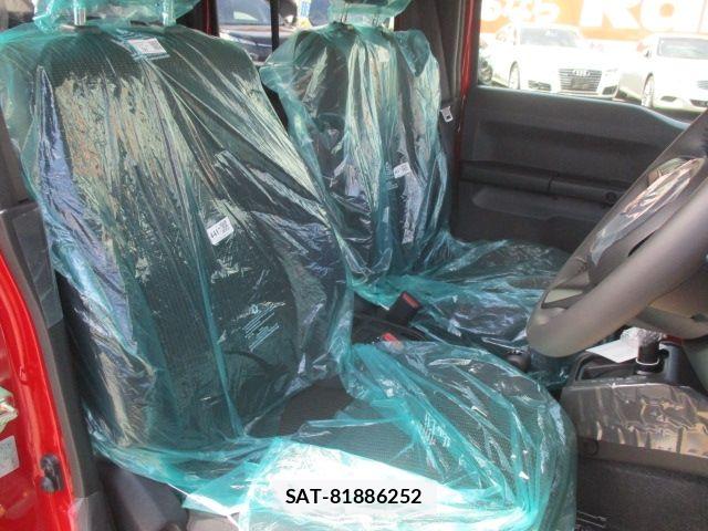 Suzuki JIMNY 2026-04 7220312-17