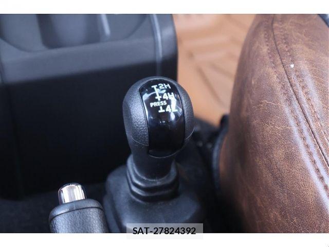 Suzuki JIMNY 2025-01 7220265-18