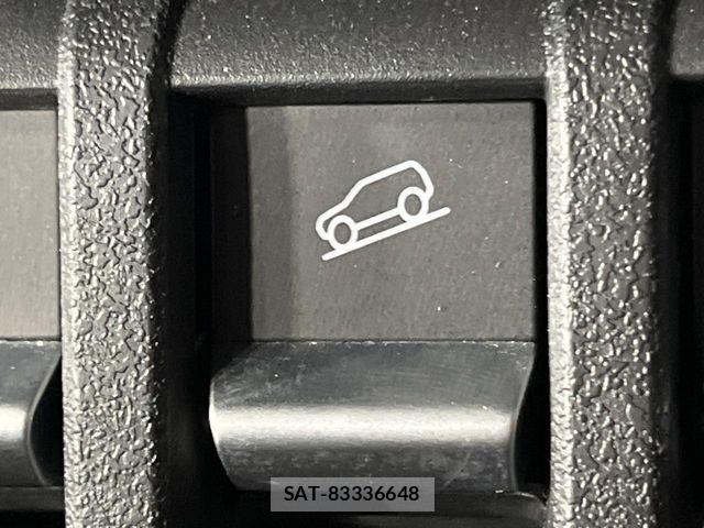 Suzuki JIMNY 2026-01 7220278-4