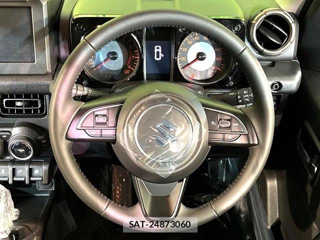 Suzuki JIMNY 2026-04 7220303-10