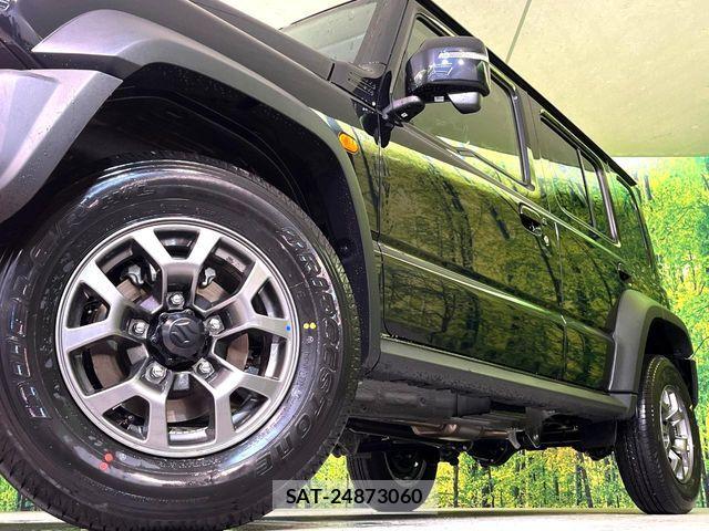 Suzuki JIMNY 2026-04 7220303-12