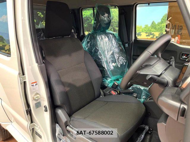 Suzuki JIMNY 2025-05 7251155-10