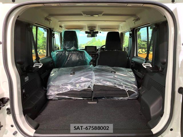 Suzuki JIMNY 2025-05 7251155-12