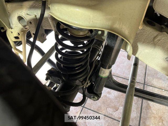 Suzuki JIMNY 2025-09 7251160-18