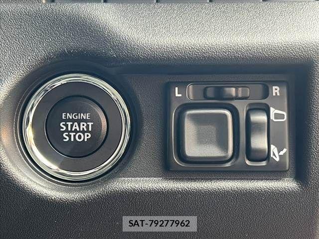 Suzuki JIMNY 2025-04 7251177-22