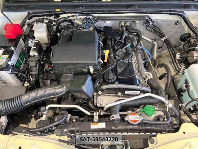 Suzuki JIMNY 2026-04 7251167-17