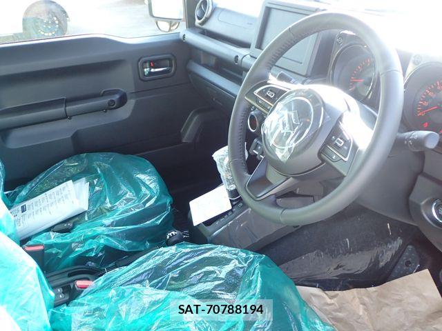 Suzuki JIMNY 2026-05 7251162-1