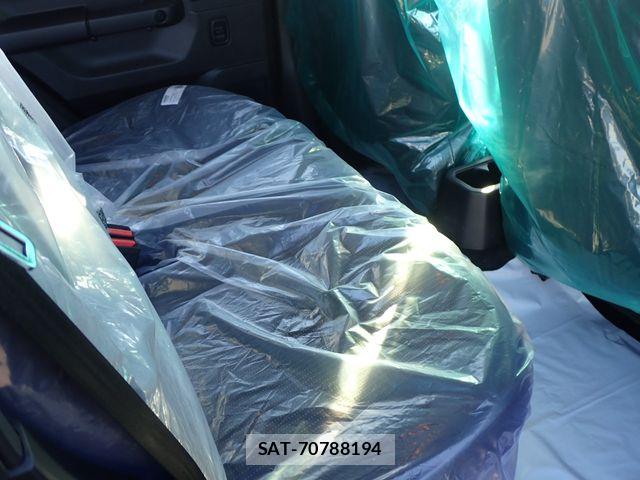 Suzuki JIMNY 2026-05 7251162-23