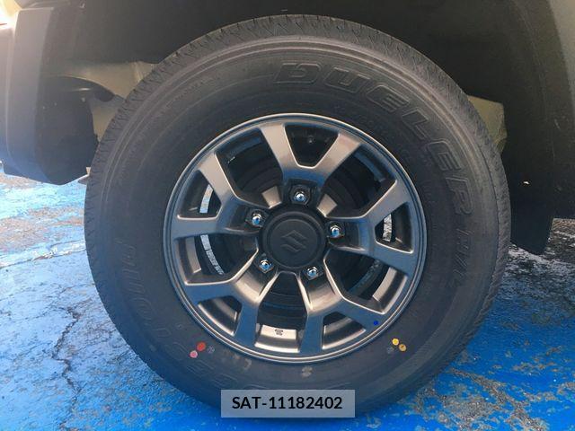 Suzuki JIMNY 2026-05 7272122-28