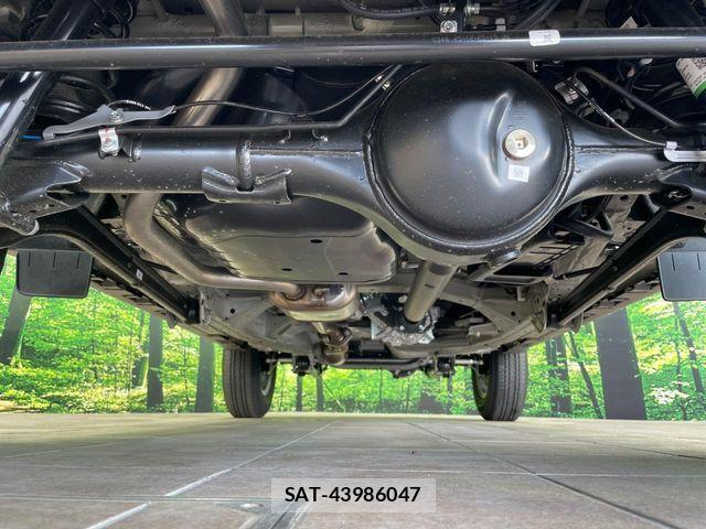 Suzuki JIMNY 2026-03 7272117-18