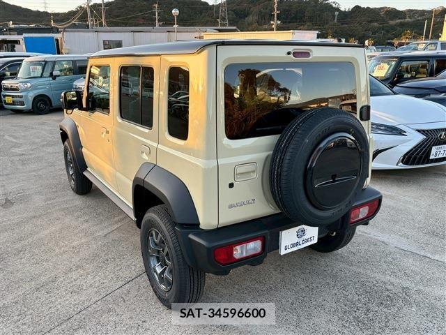 Suzuki JIMNY 2025-11 7327732-10