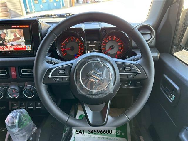 Suzuki JIMNY 2025-11 7327732-20