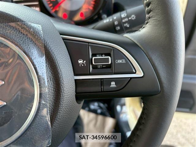 Suzuki JIMNY 2025-11 7327732-22