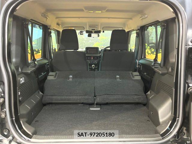 Suzuki JIMNY 2025-05 7327730-9