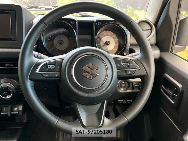 Suzuki JIMNY 2025-05 7327730-10