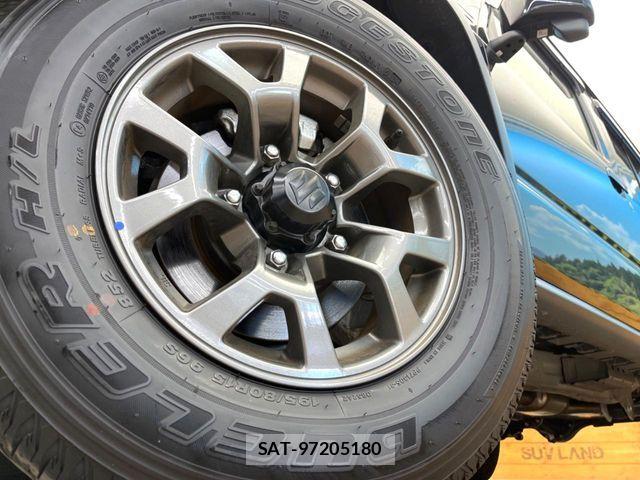 Suzuki JIMNY 2025-05 7327730-12