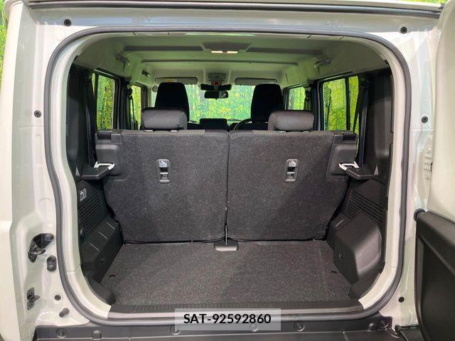 Suzuki JIMNY 2026-01 7327726-9