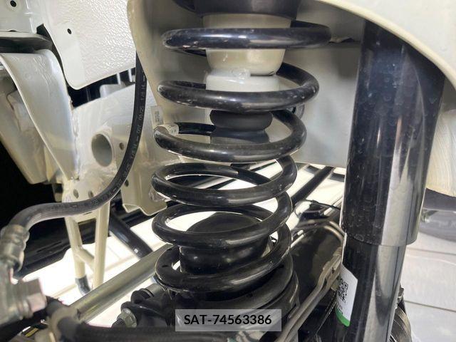Suzuki JIMNY 2026-04 7327734-19