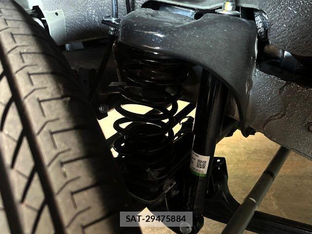Suzuki JIMNY 2026-05 7327735-17