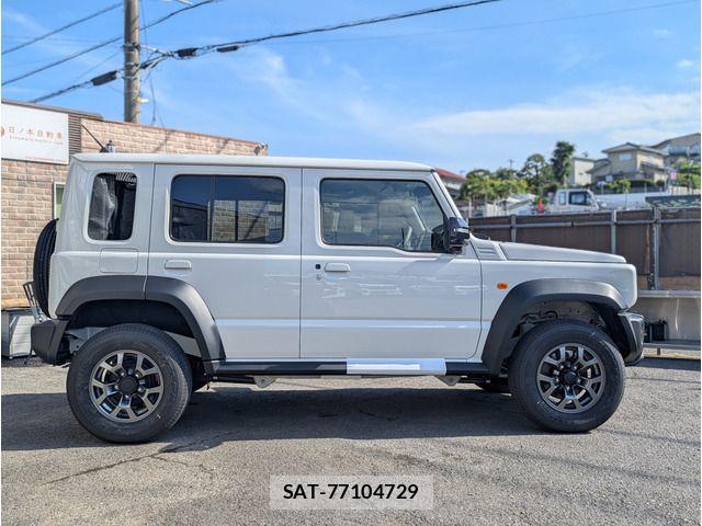 Suzuki JIMNY 2026-05 7327733-9