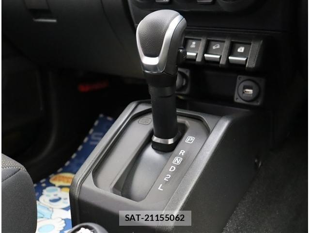 Suzuki JIMNY 2025-07 7327718-11
