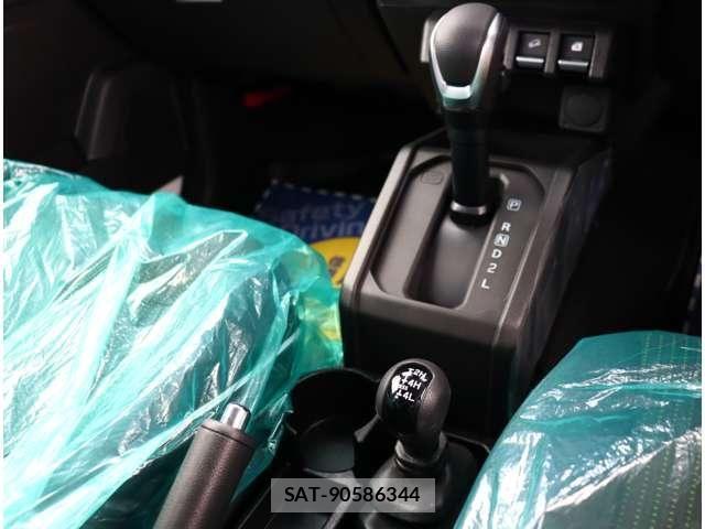 Suzuki JIMNY 2025-09 7327715-26