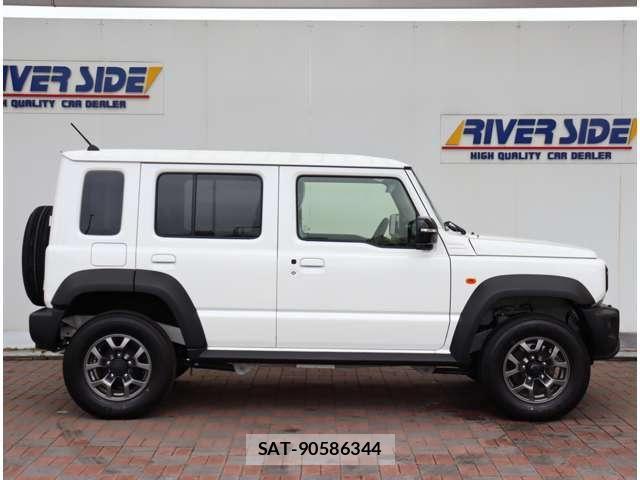 Suzuki JIMNY 2025-09 7327715-4