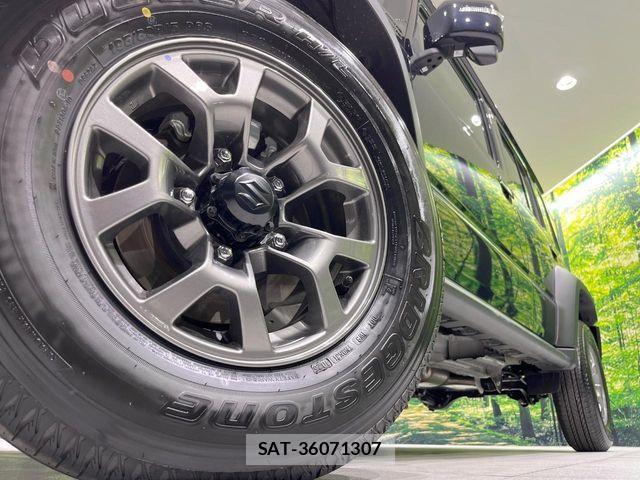 Suzuki JIMNY 2026-04 7327738-12